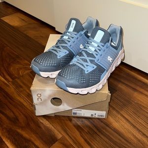 On Running Cloud Swift Sky Blue/Lake Size 8